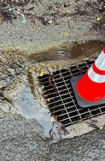 https://blockeddrainsinnaloo.com.au/uploads/2025/07/stormwater-drains-60987.jpg